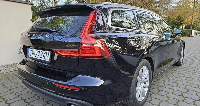 Volvo V60 cena 88000 przebieg: 161000, rok produkcji 2019 z Włocławek małe 277